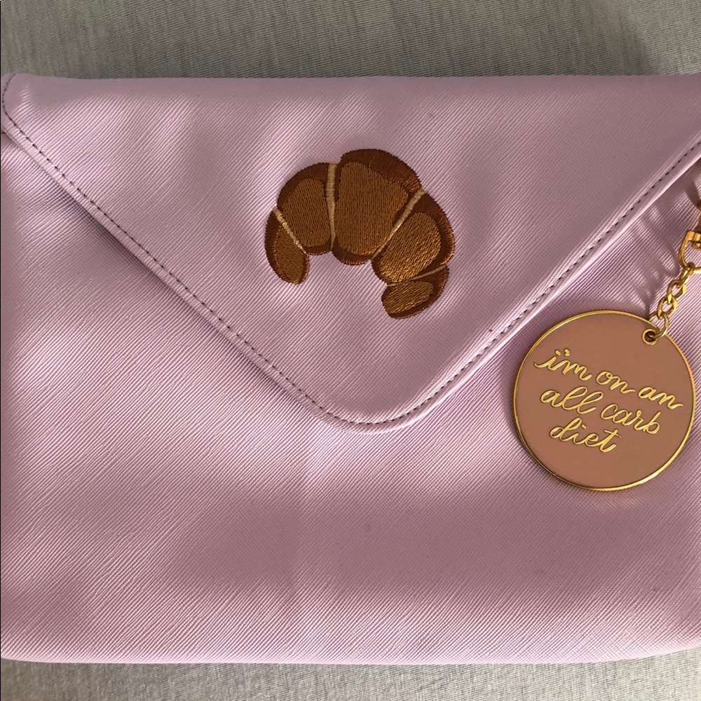 Studio DIY Croissant 🥐 Clutch with key chain